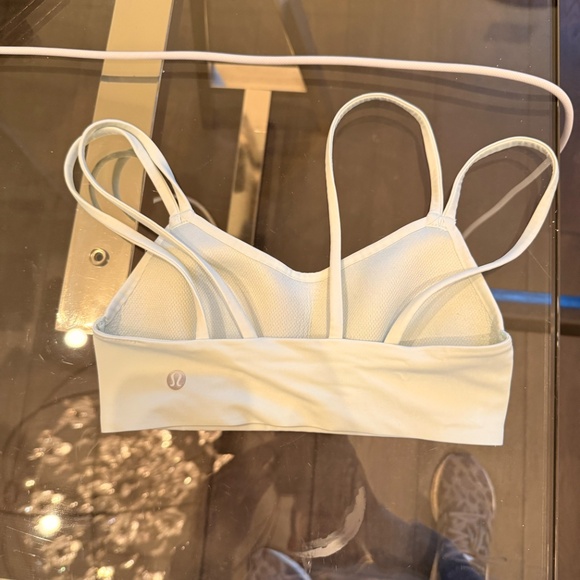 Lulu lemon sports bra - Picture 2 of 2